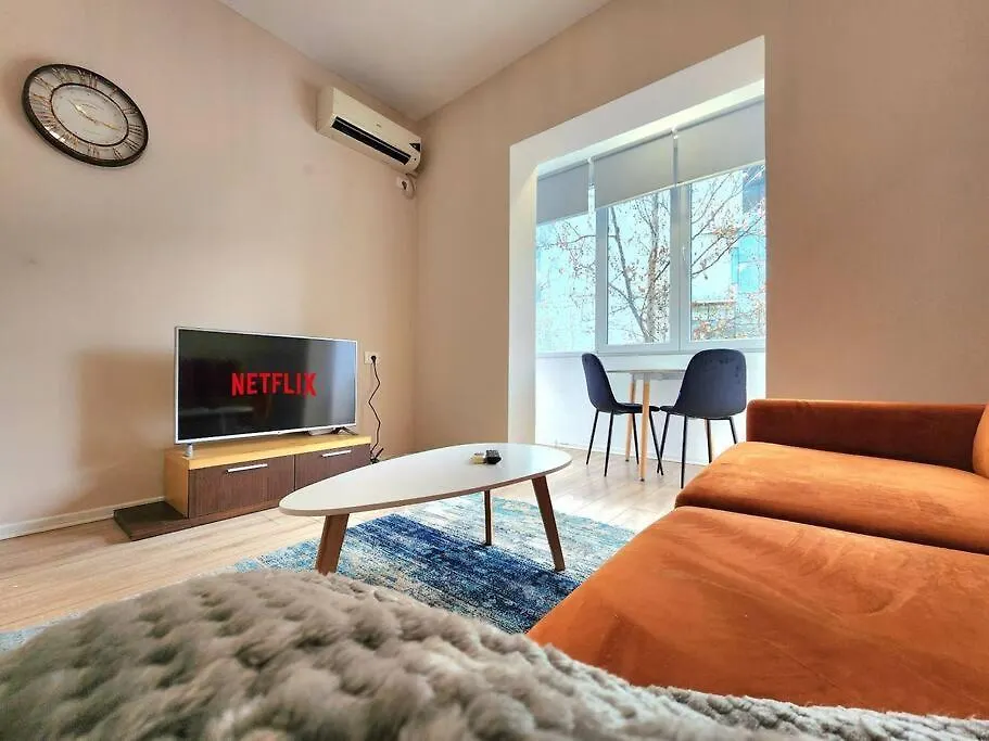 Toptani Central Deluxe Flat W 24H Check In Tirana Apartment