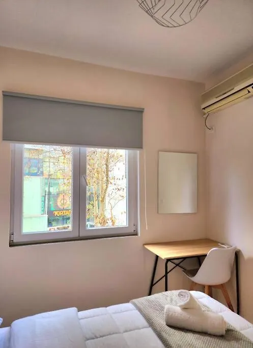 Toptani Central Deluxe Flat W 24H Check In Tirana 0*,