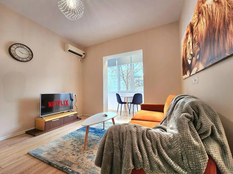 Apartment Toptani Central Deluxe Flat W 24H Check In Tirana Albania